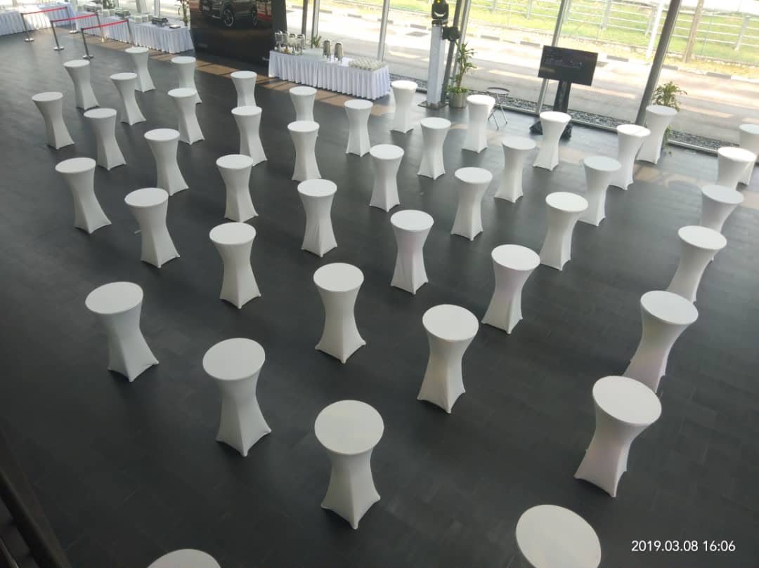 Cocktail table arrangement for an event